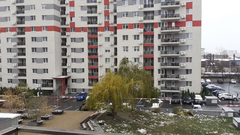 Ofer spre inchiriere ap 3 cam Pacii Militari A100 - Poză 1