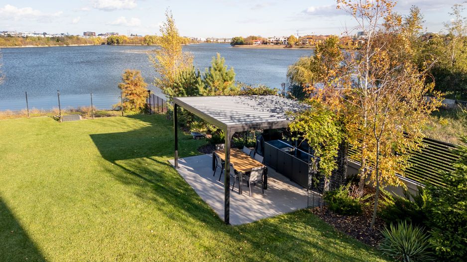 Smart-Home nZEB spectaculoasa Bucuresti Sector 1 cu deschidere lac -teren 2000mp - Poză 10
