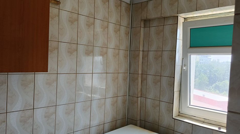 Garsoniera zona Titan -  Piata MInis - Poză 5