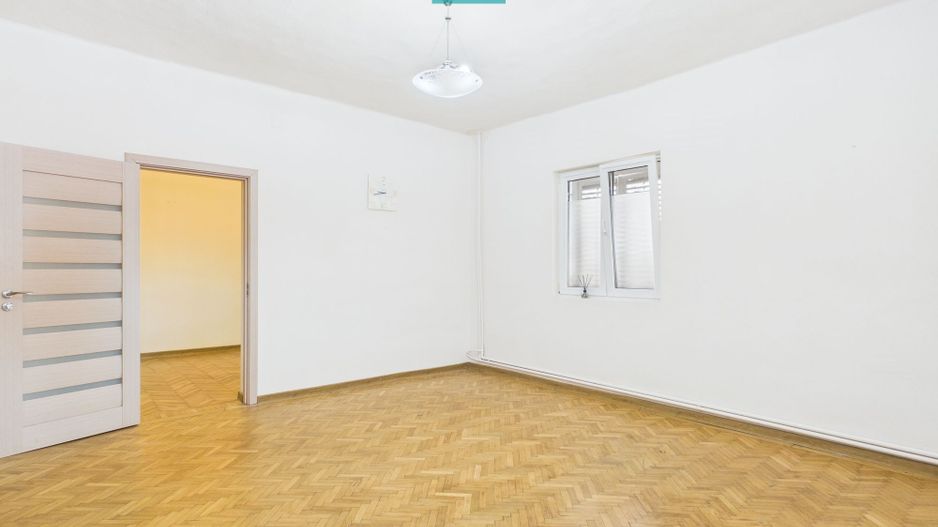 Spațiu Comercial în vilă - Complexul Studențesc - Poză 12