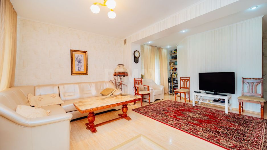 Casa cu 3 nivele Bălțata gata de trai - Poză 15