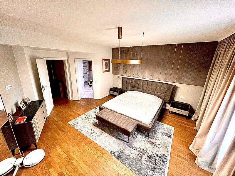 vila 7 camere in complex residential Pipera - Poză 10