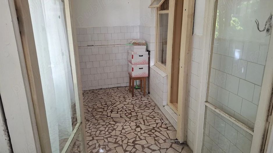 Vanzare Garsoniera Vitan | 40 mp | Parter Inalt Bloc Reabilitat cu Balcon - Poză 4