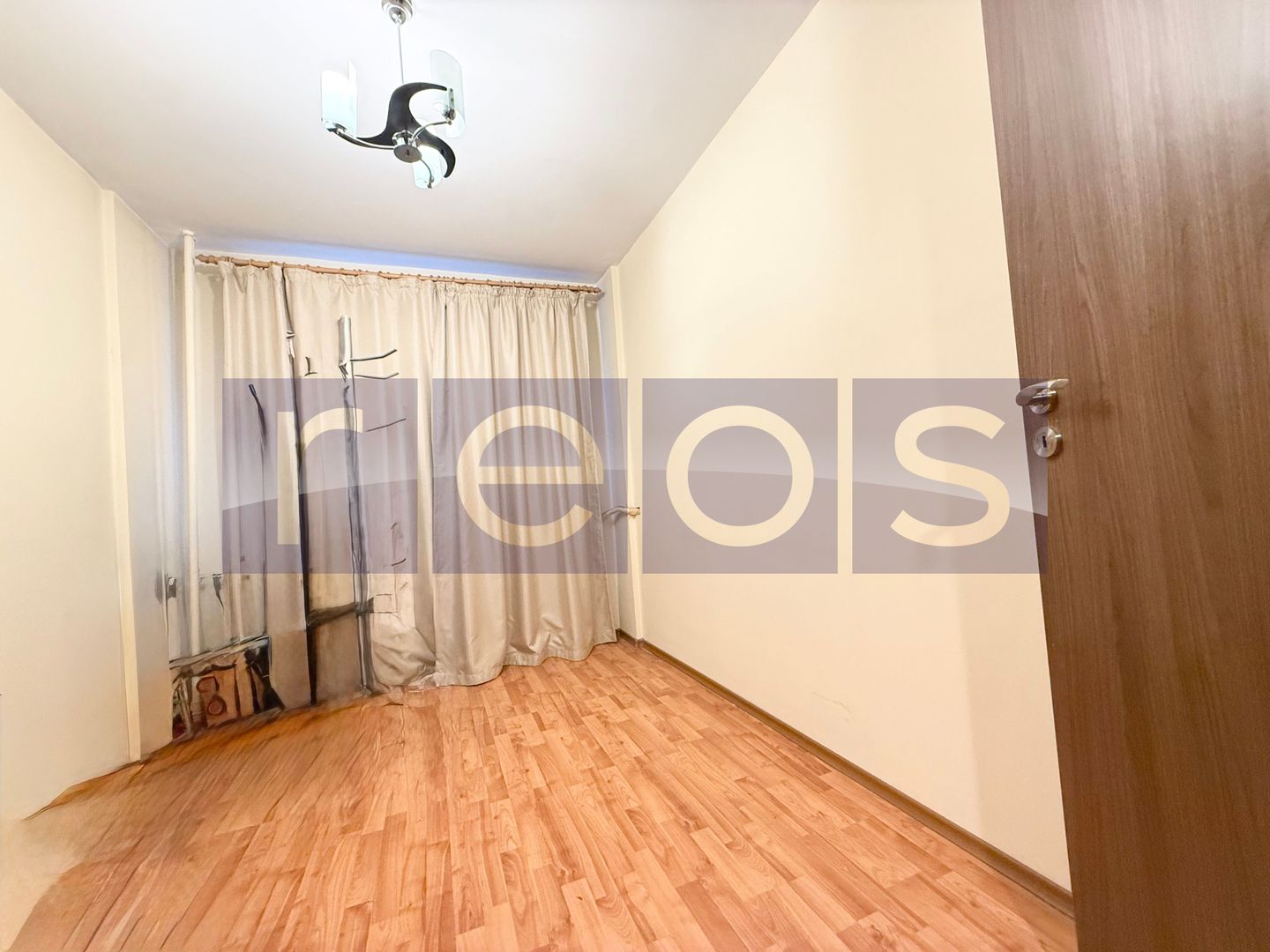 VANZARE 3 CAMERE | ZONA TITAN | MOBILAT SI UTILAT - Poză 6