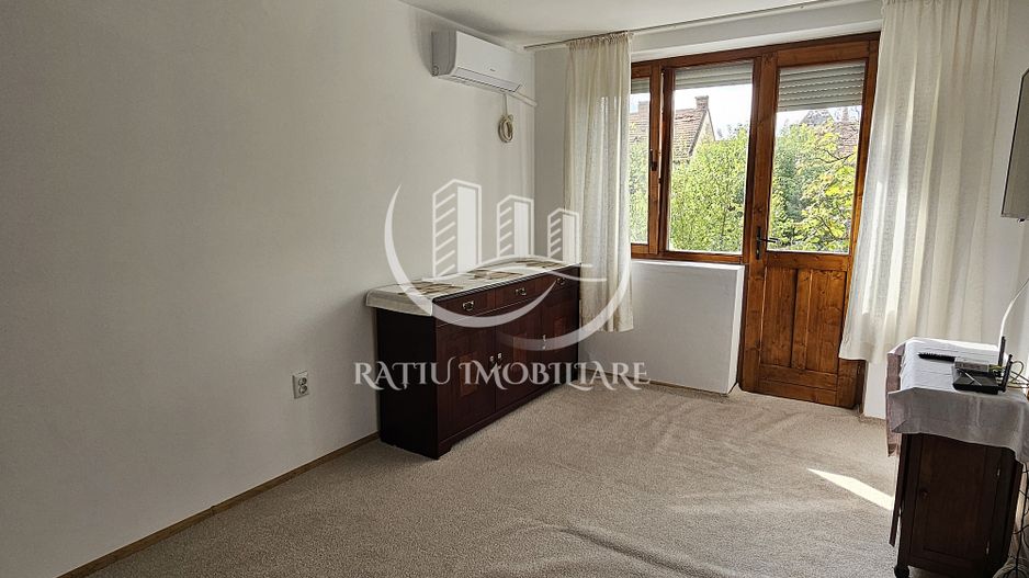 Apartament cu 2 camere | Etajul 1 | Central | Oradea - Poză 1