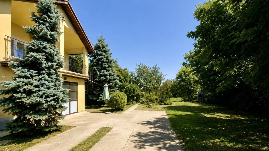 Casă individuală pe strada principala, Giroc, - Poză 1