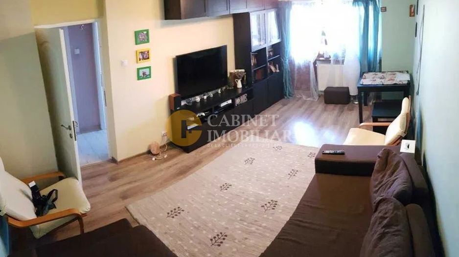 Nicolina- 4 Camere Decomandat -Etaj Intermediar 110 Mp  Bloc 1994 - Poză 1