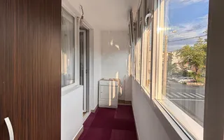 Apartament 2cam, decomandat, centrala proprie, parcare privata, metrou - Poză 14