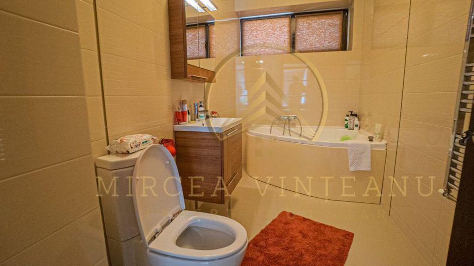 Campus Universitar - Vila spectaculoasa P+2E cu teren 1596 mp - Poză 35