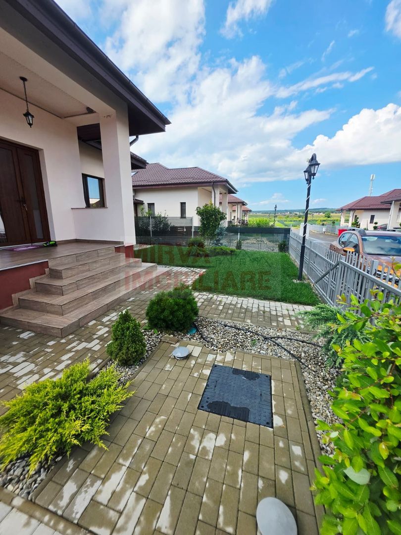 Vilă 5 camere de închiriat – Păulești, Cartier Magnolia - Poză 9