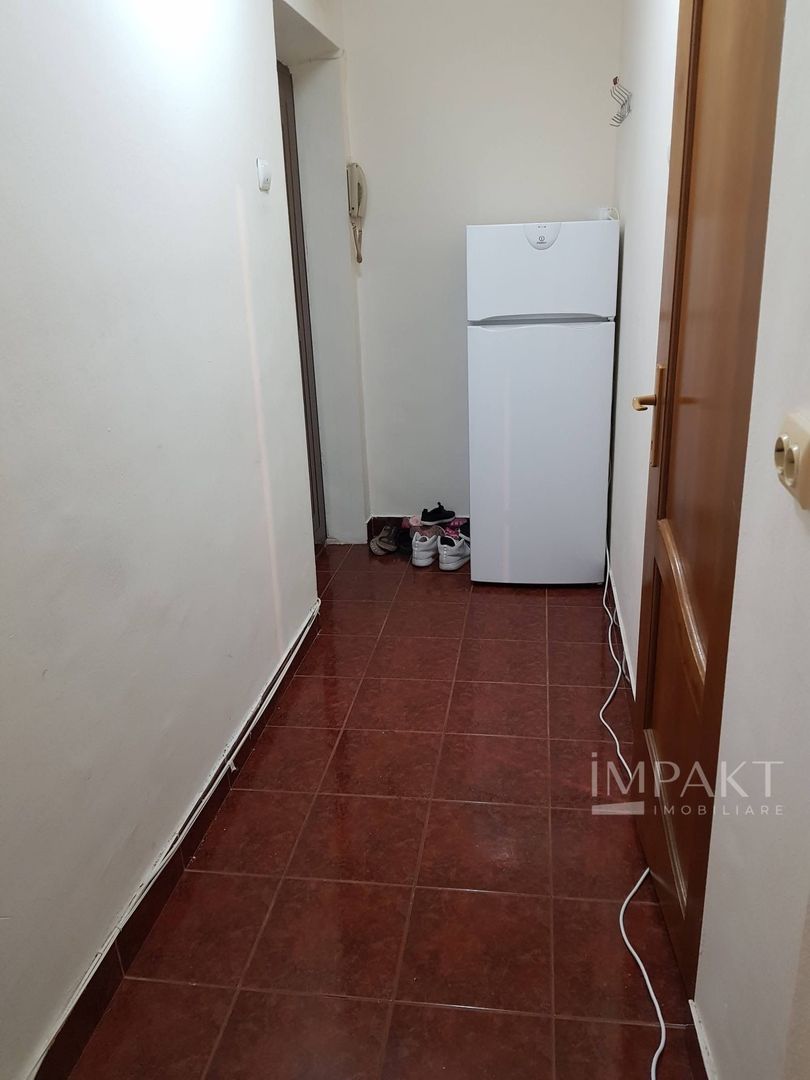Apartament cu 2 camere cf 2 in Andrei Muresanu - Poză 3