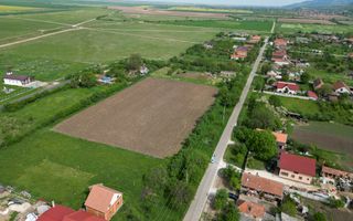 Teren Intravilan de 3,090 mp în Cuvin - Poză 13