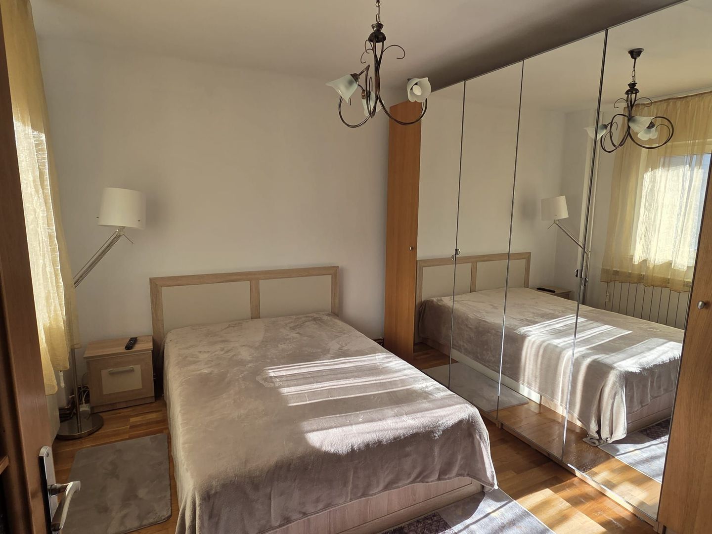 Apartament 2 camere, dec, 10 min metrou Timpuri Noi, centrala proprie - Poză 3