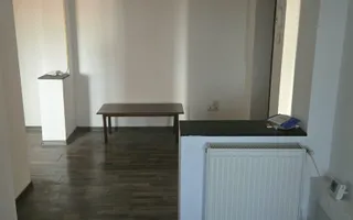 De vânzare apartament 2 camere decomandat | Zona 8 Mai - Poză 12