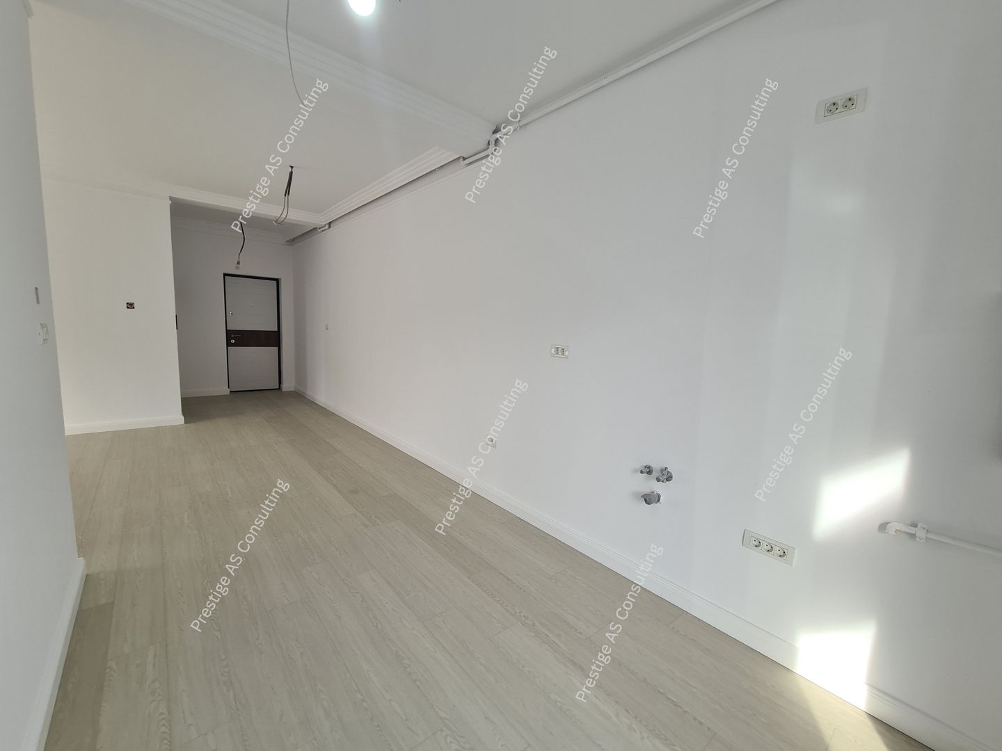 Apartament in Braytim cu 2 camere ideal pentru firme - spatiu comercial - birou - Poză 5