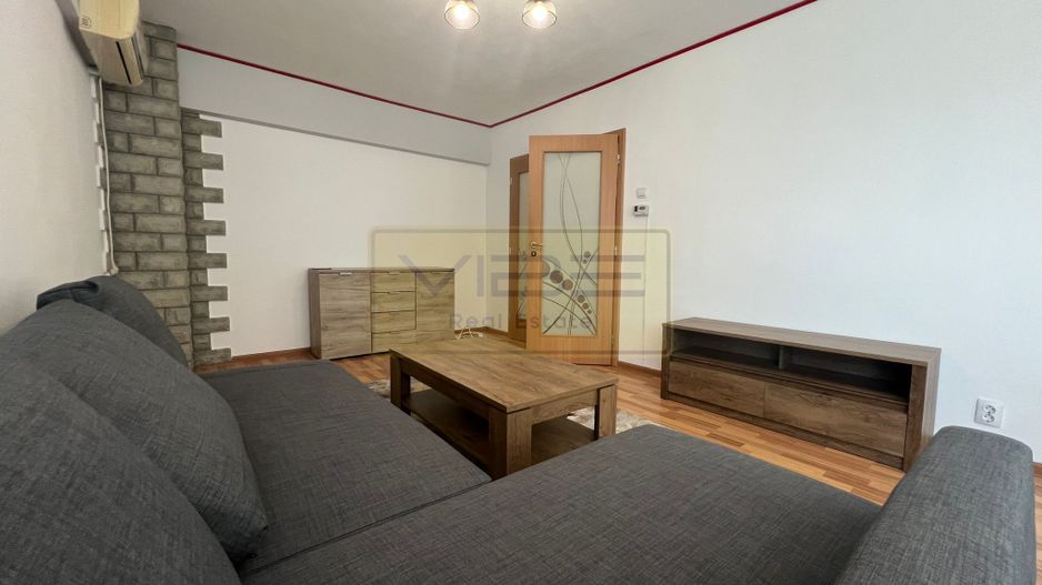 Apartament 3 camere decomandat  Centru Palas - Poză 2