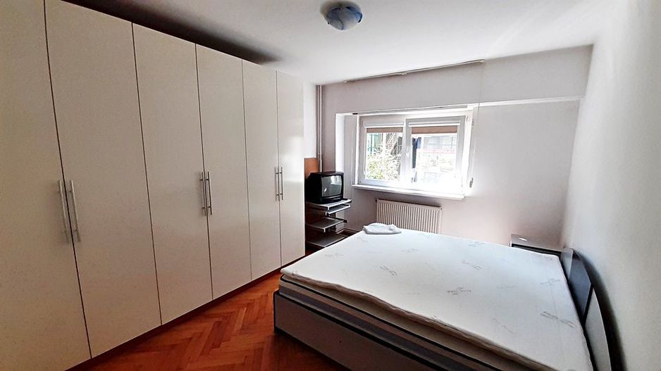 Scriitorilor, apartament de 3 camere etaj 1, pret 95000 euro neg. - Poză 6