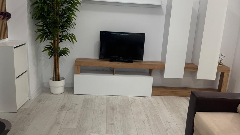 AP. 2 CAMERE TITAN, PRIMA INCHIRIERE, BLOC NOU, METROU 10 MINUTE - Poză 2