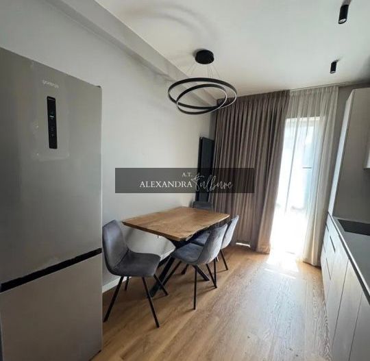 Apartament decomandat l la cheie | 2 camere | parcare l A. Muresanu - Poză 4