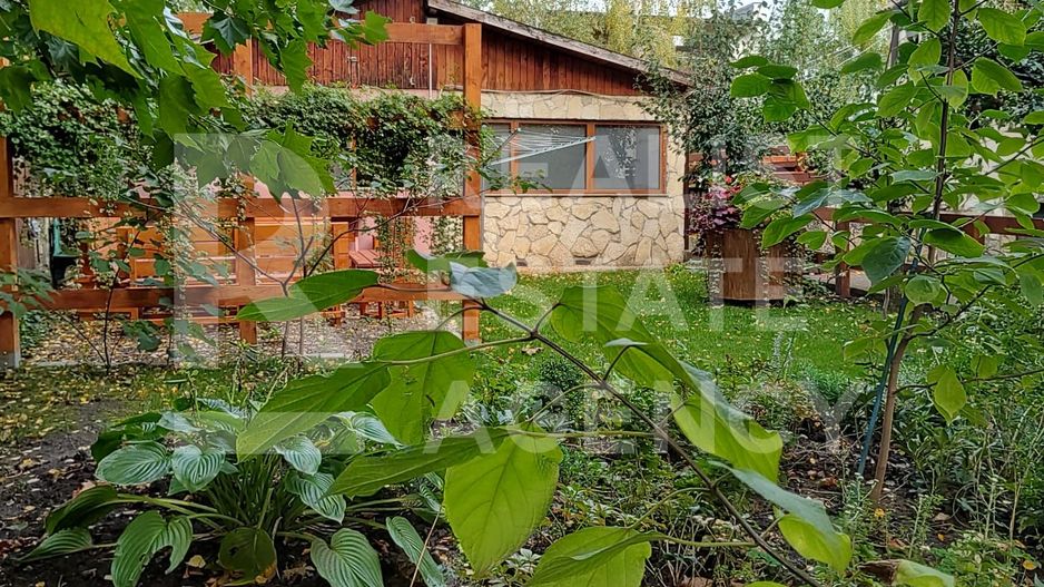 Vilă individuală 430 mp utili, teren 2.000 mp, panouri solare - Poză 28