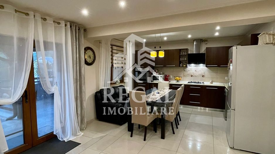 Casă deosebită, finisaje premium, ideală ptr. locuință sau investiție - Poză 2