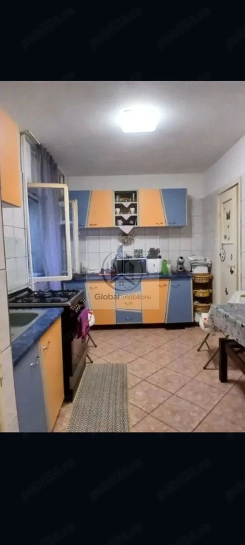 apartament 3 camere zona militari - Poză 3