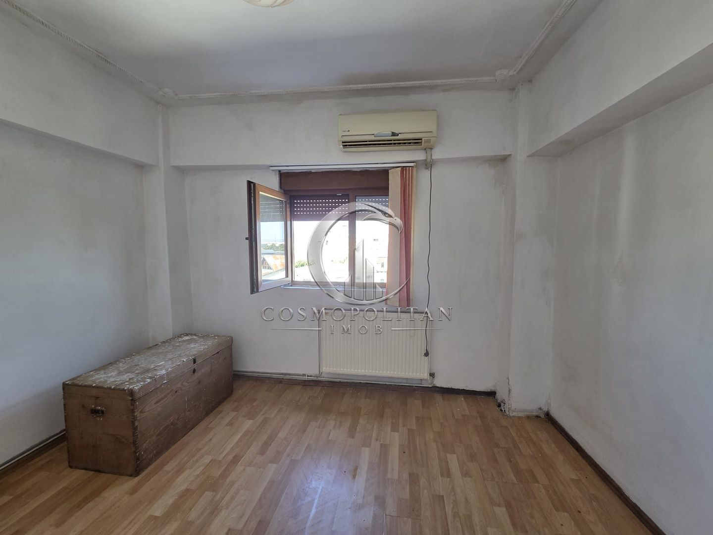 Apartament deosebit cu scara interioara si 4 camere ~ pozitie centrala - Poză 8
