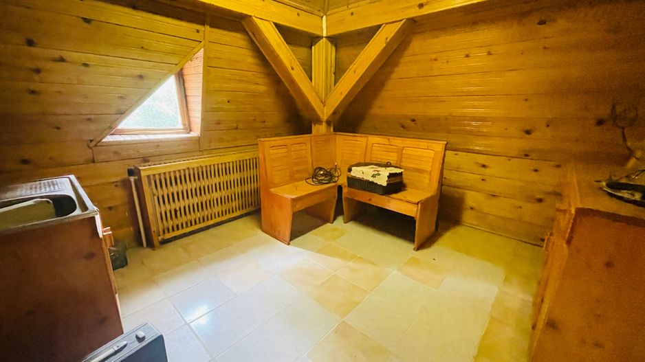 Casa spatioasa cu teren 739 mp in zona Mehala - Poză 17