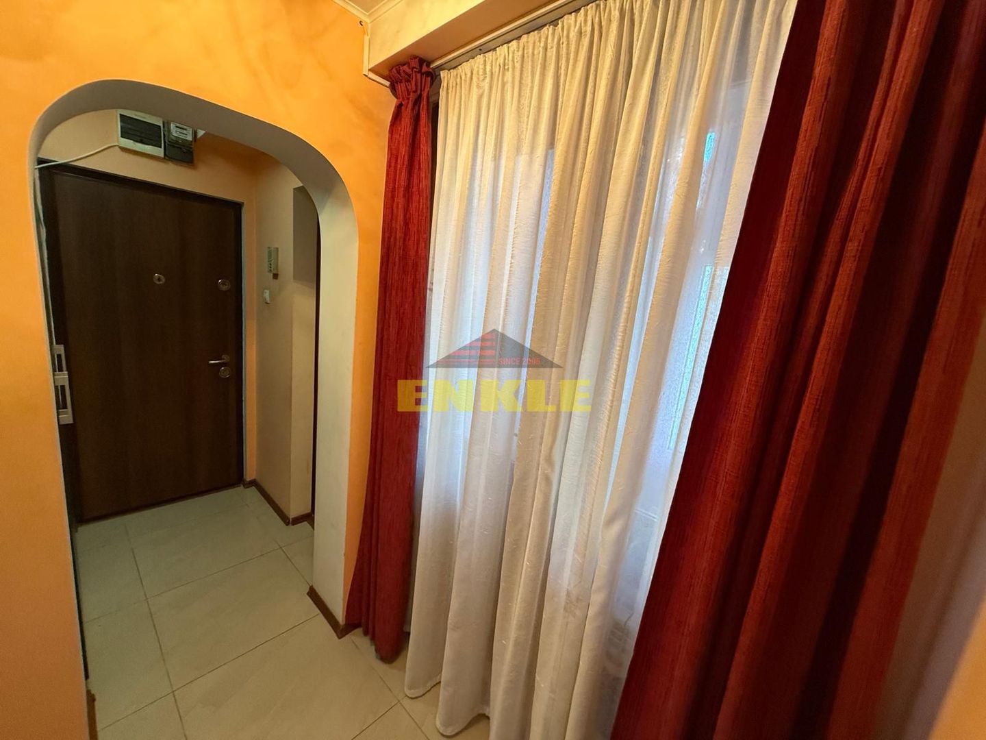 De vânzare apartament 4 camere – Zona Școala 7 - Poză 6