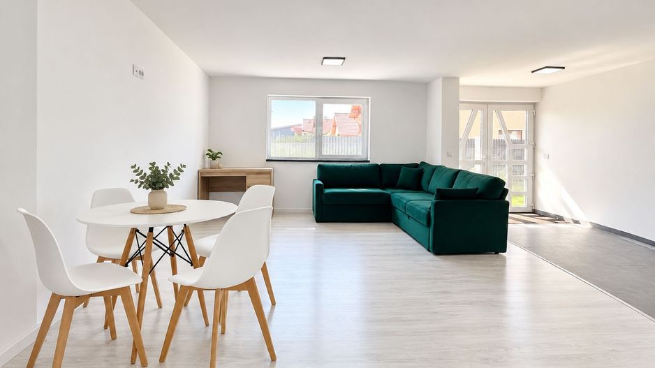 Casă individuală de închiriat Hălchiu – Strada Caiselor - Poză 4