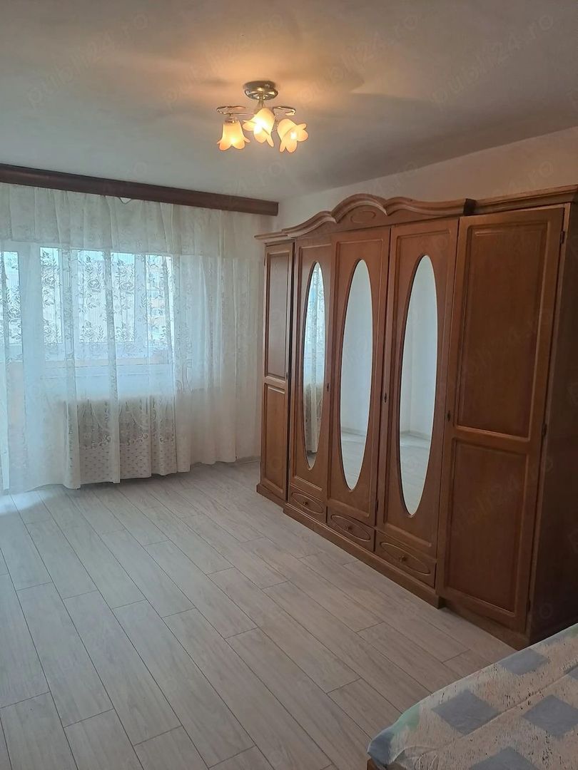 2 camere decomandat, renovat, bloc reabilitat, langa Auchan Titan - Poză 2