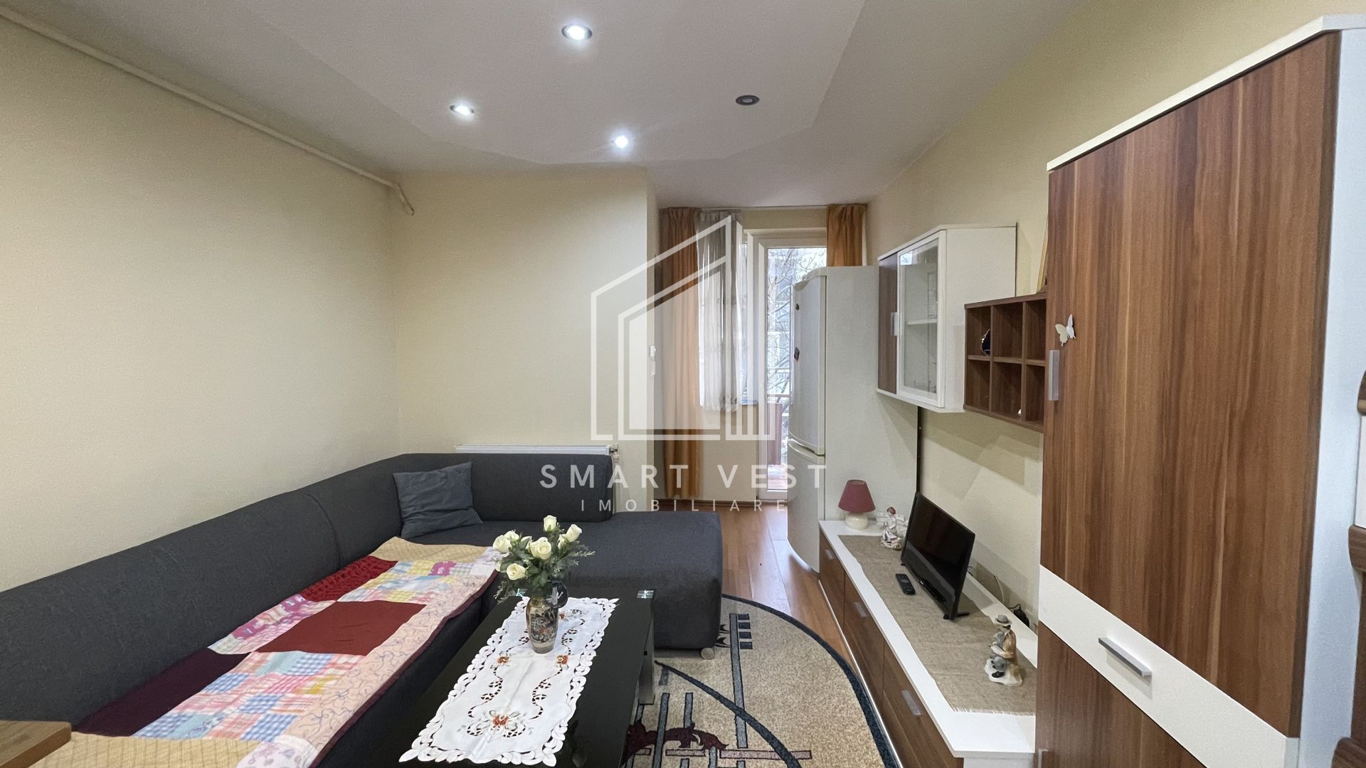 Garsoniera de vanzare | Zona Micro 17 - Poză 1