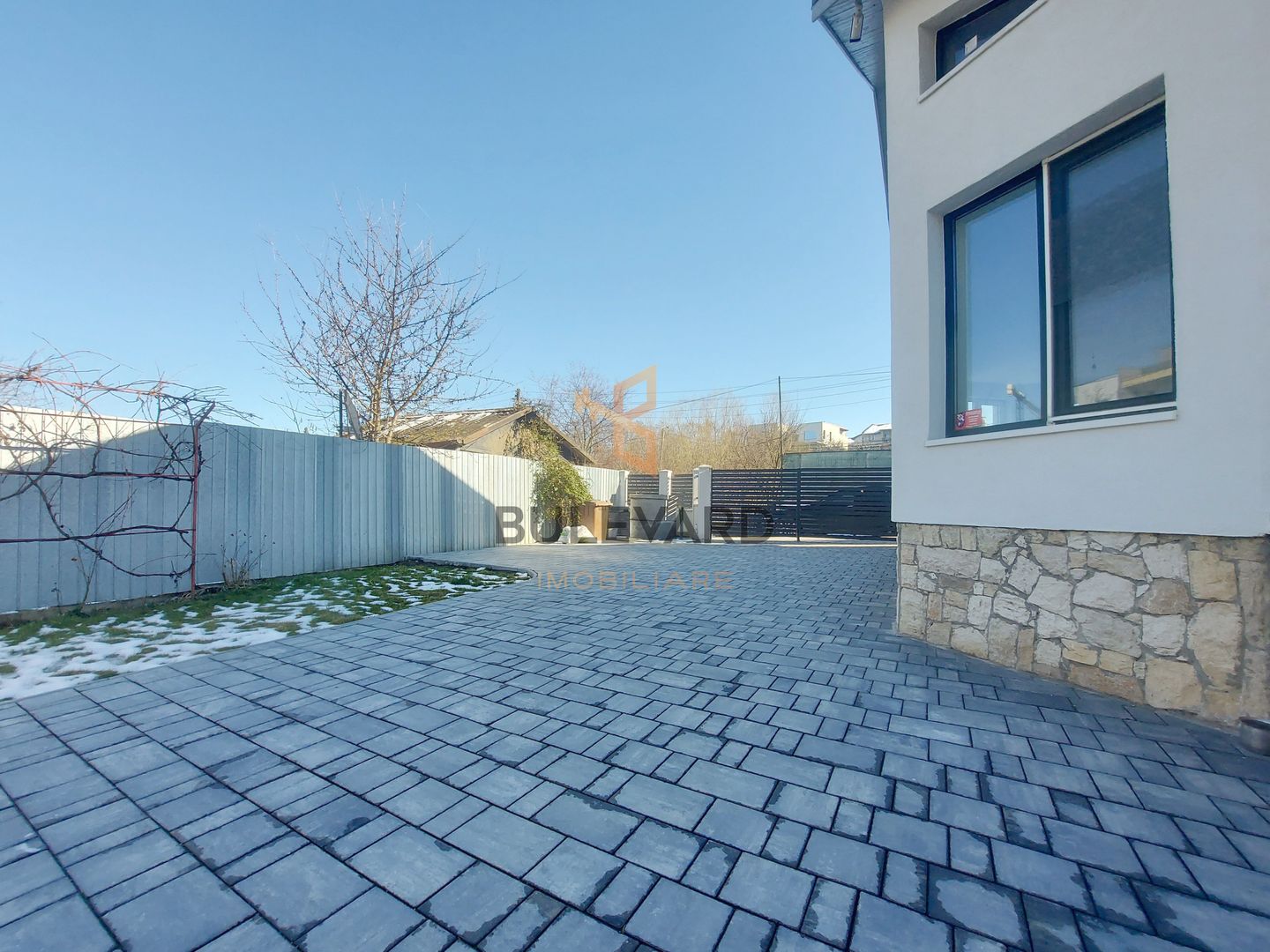 Casa individula cu teren de 561 mp! - Poză 2