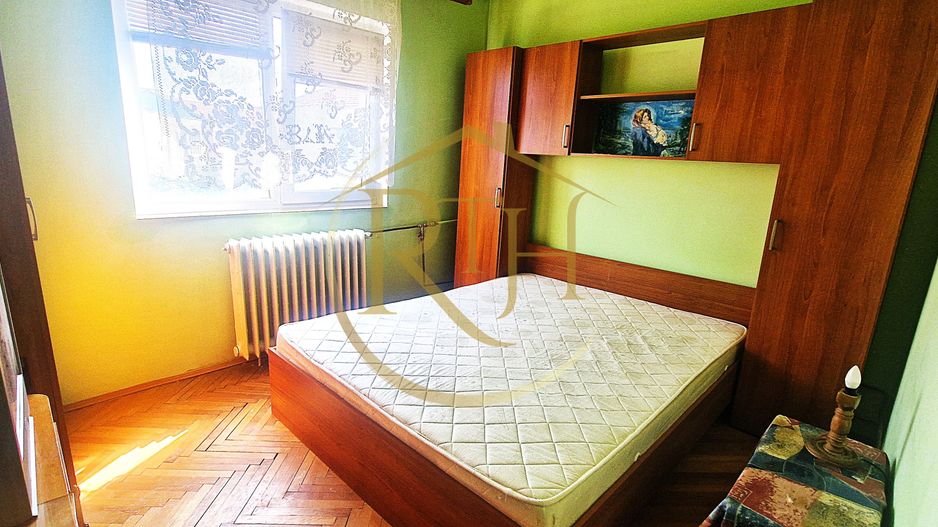 Apartament cu 2 camere de vânzare – Zona Olimpia, Timișoara - Poză 1