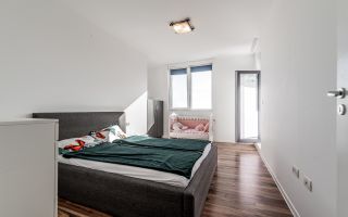 2 camere în blocul Urbanna: Orientare spre răsărit și confort complet - Poză 9