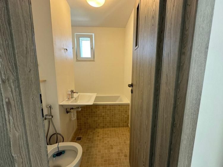 De închiriat apartament 2 camere complet renovat, Skyline view,  Baba Novac - Poză 8