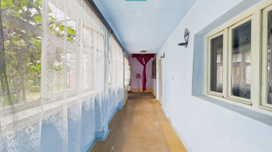 Casa Pecica, zona centrala. - Poză 9