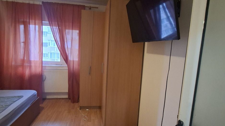 Vanzare 2 Camere Vitan Mall/ Metrou Mihai Bravu Bloc 1990, Ideal Investitie - Poză 1