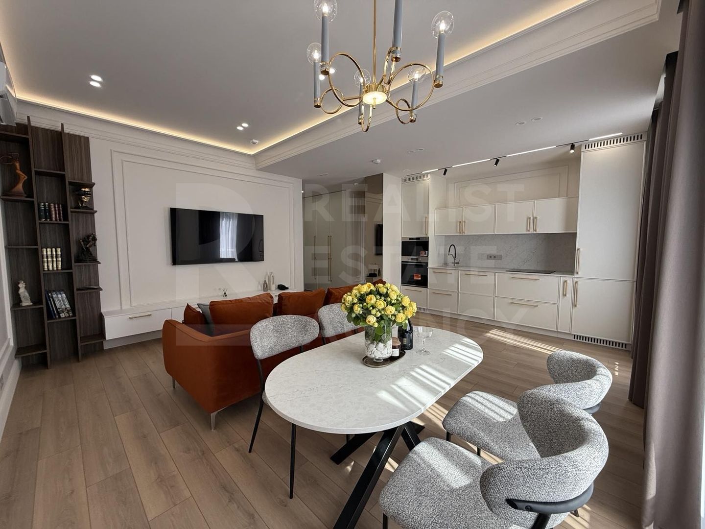 Chirie, apartament, 2 camere, str. Alexandru Cel Bun, Centru - Poză 2