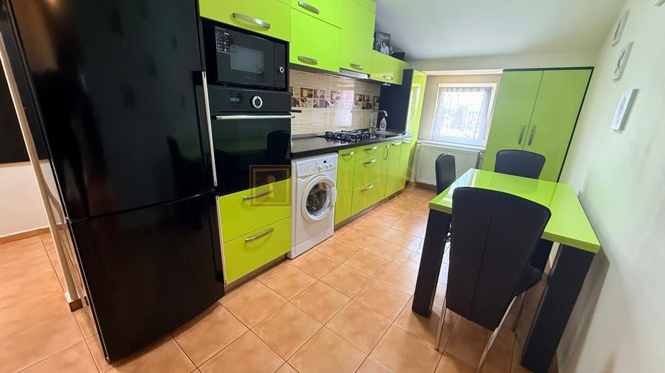 3 camere-2 dormitoare| mansarda spatioasa| centrala| balcon spatios| Sagului - Poză 12