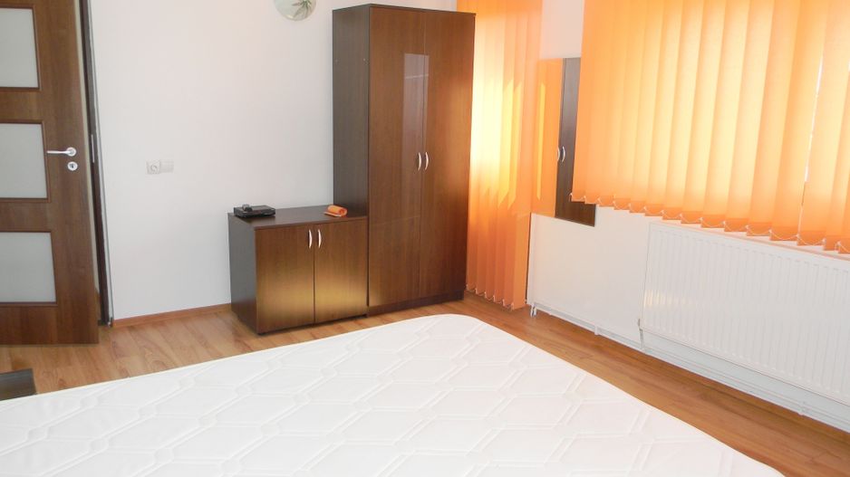 Vila mobilata si teren 1200mpBrasov-Harman - Poză 16