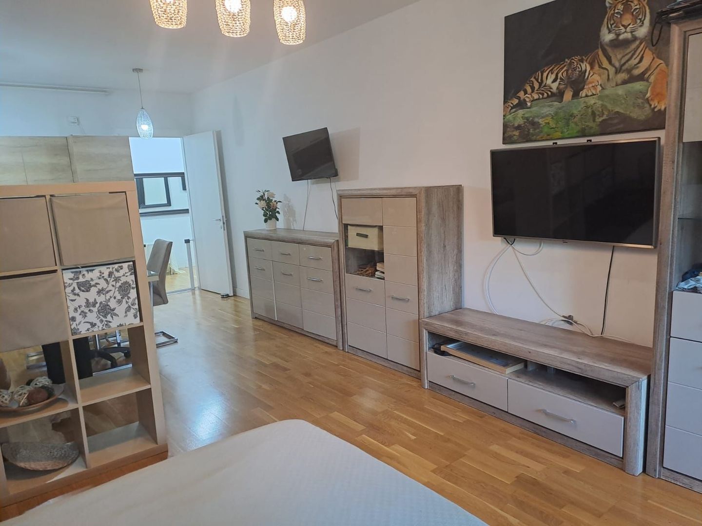 De vanzare Apartament cu o camera Erou Iancu Nicolae - Poză 3