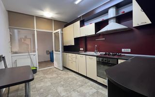 Techirghiol - Vila cocheta P+1 situata la drumul national, in perfecta stare. - Poză 6