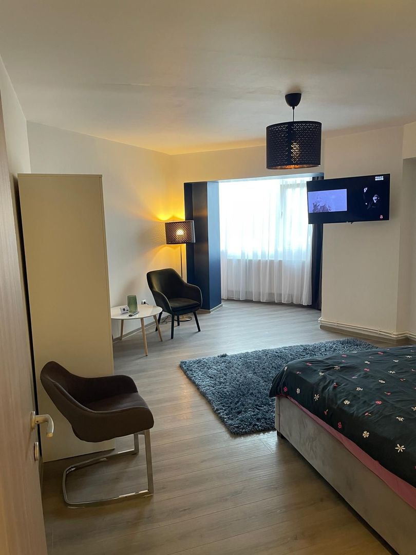 Apartament cu o camera – Faleza Dunarii, langa Union Jack, 44 mp - Poză 2