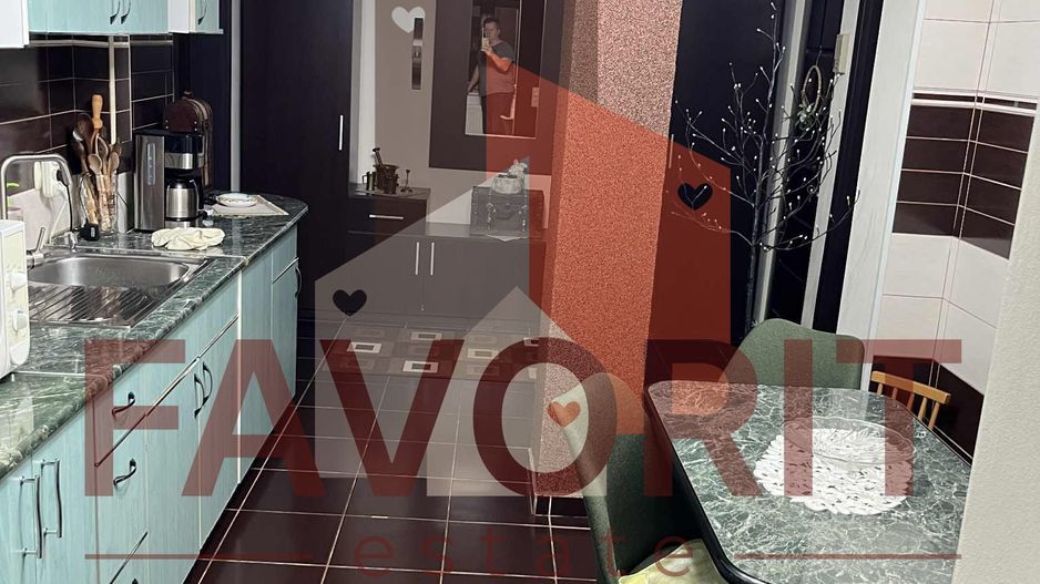 3 camere, decomandat | etaj 4 | centrala proprie | mobilat | zona excelenta - Poză 9