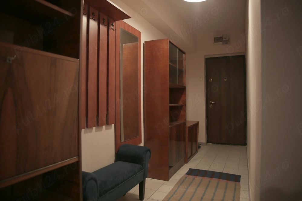 Vand apartament 4 camere zona obor 92mp - Poză 3