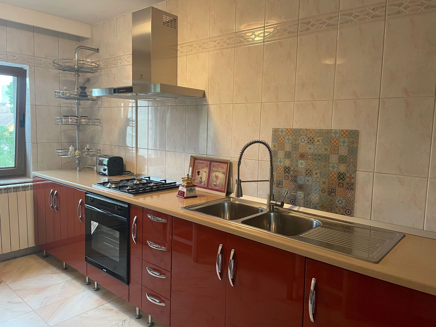 APARTAMENT 3 CAMERE CENTRAL BLD VICTORIEI | LOC PARCARE - Poză 2