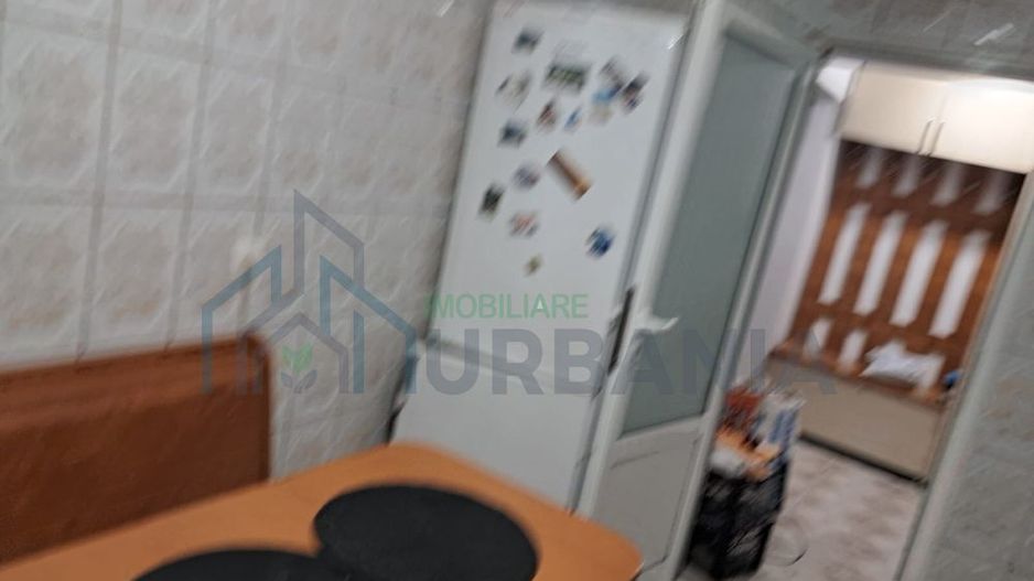 Apartament 3 camere de închiriat, 72 mp, etaj 1, Târgu Frumos, zonă centrală/liniștită - Poză 3
