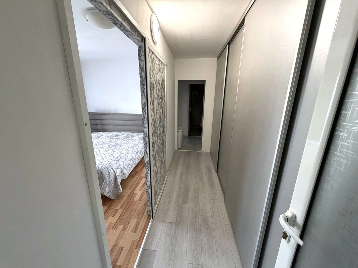 Apartament 2 camere, Cetate, zona piata, et.3, renovat - Poză 8