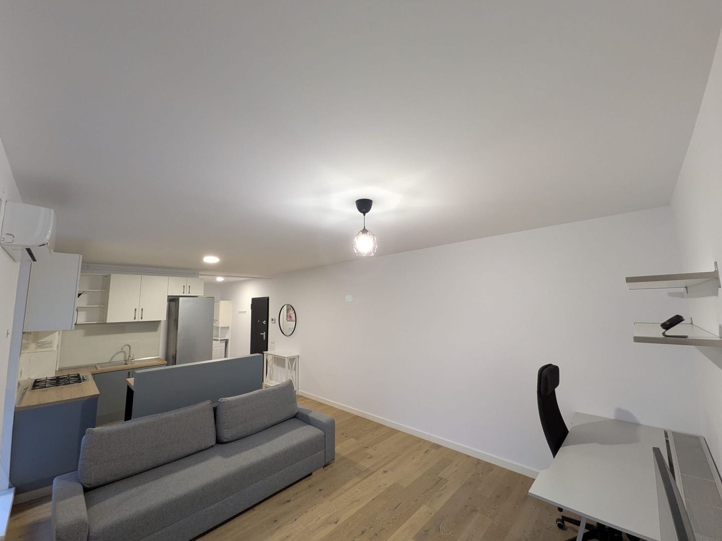 AP. 2 CAMERE- REGIE, BLOC NOU, CENTRALA PROPRIE, METROU 10 MINUTE - Poză 4